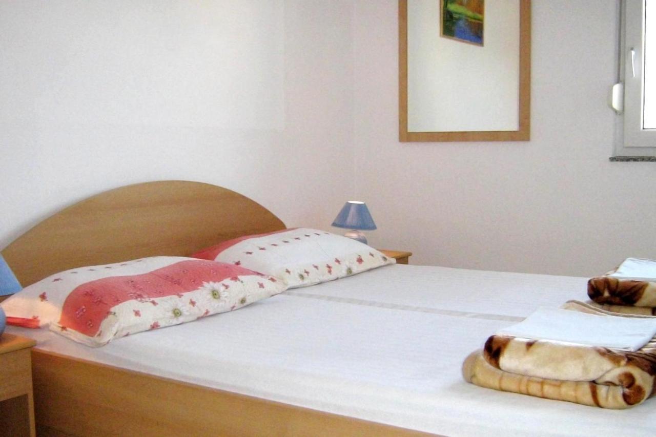 טרוגיר Family Friendly Apartments With A Swimming Pool Businci, Ciovo - 11232 מראה חיצוני תמונה