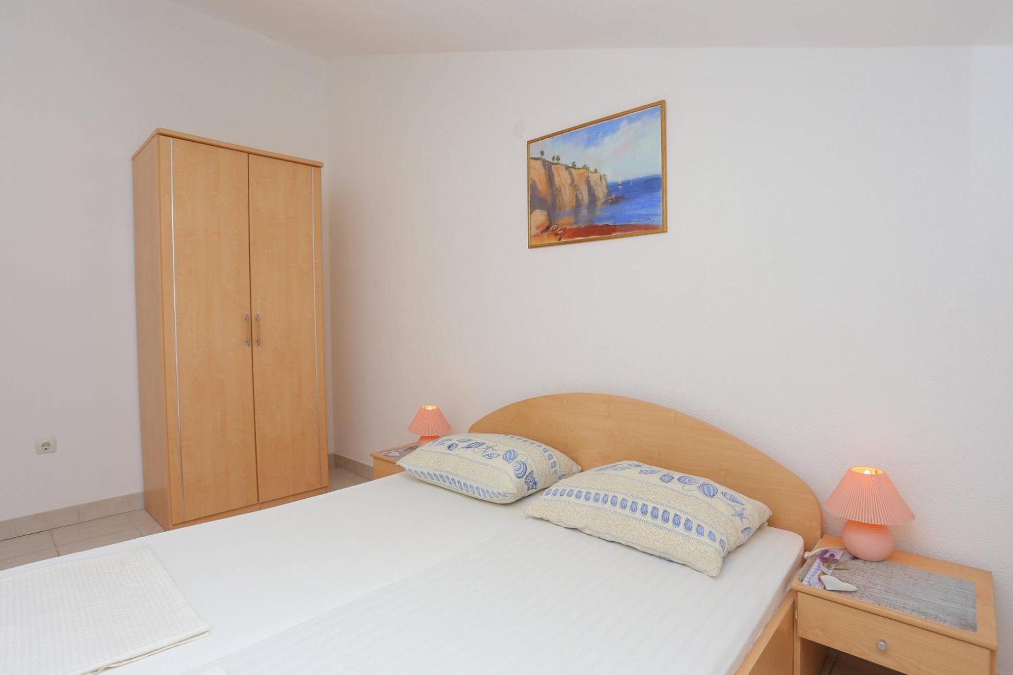 טרוגיר Family Friendly Apartments With A Swimming Pool Businci, Ciovo - 11232 חדר תמונה
