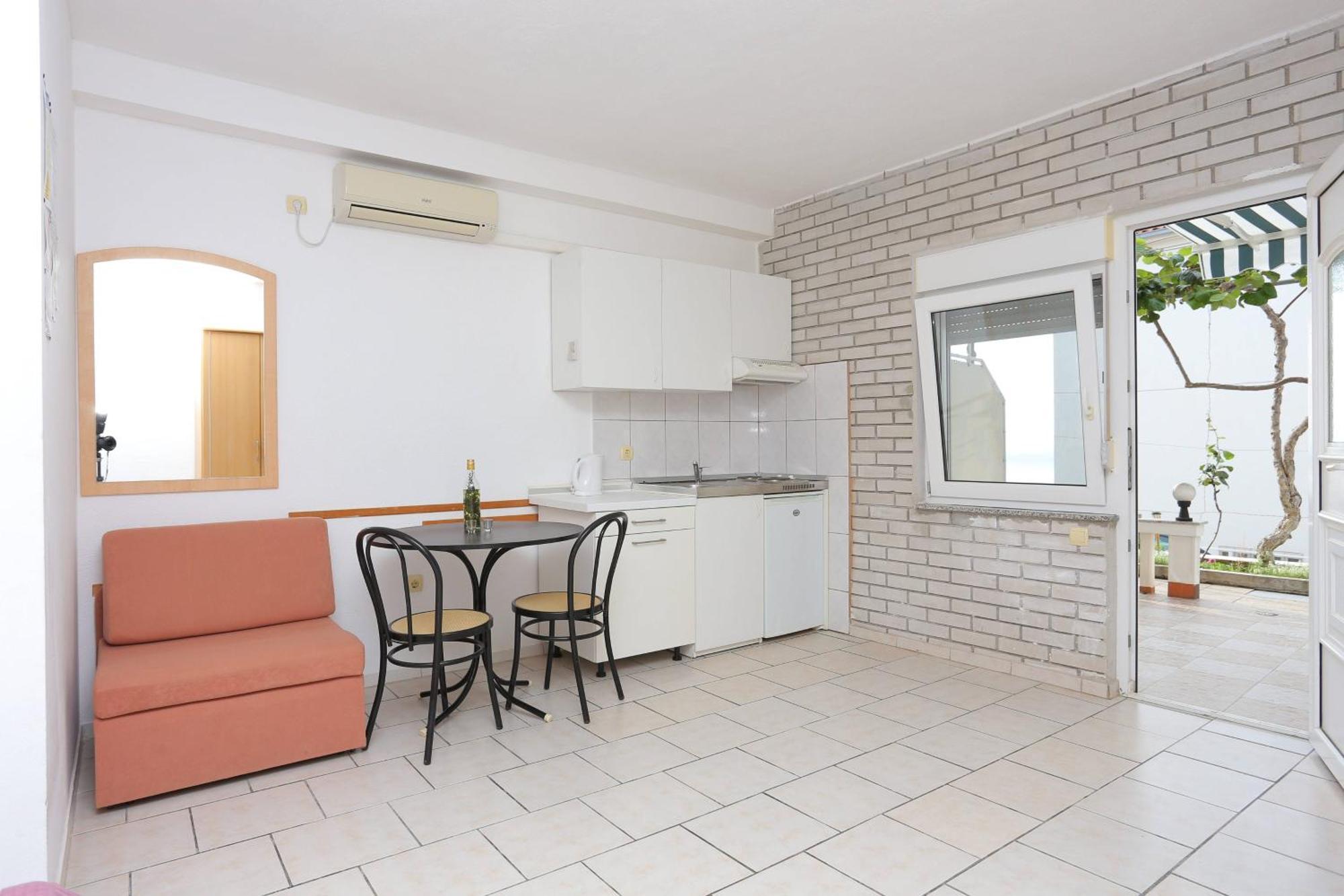 טרוגיר Family Friendly Apartments With A Swimming Pool Businci, Ciovo - 11232 מראה חיצוני תמונה