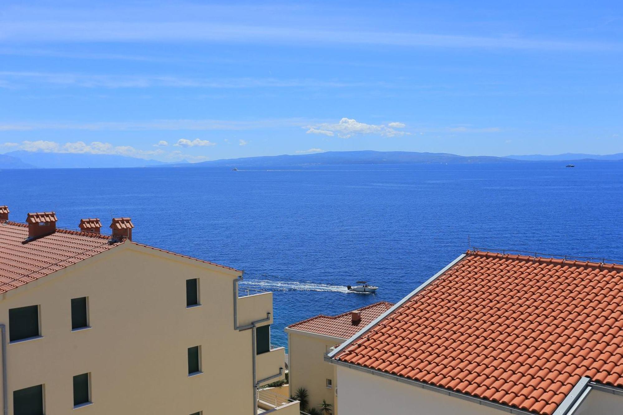 טרוגיר Family Friendly Apartments With A Swimming Pool Businci, Ciovo - 11232 מראה חיצוני תמונה