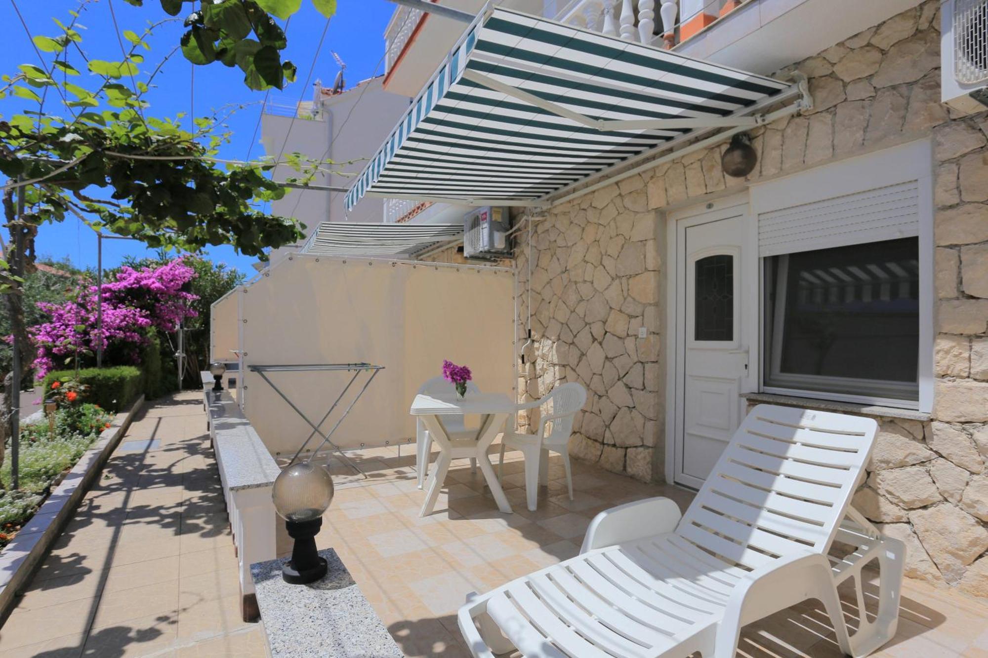 טרוגיר Family Friendly Apartments With A Swimming Pool Businci, Ciovo - 11232 מראה חיצוני תמונה