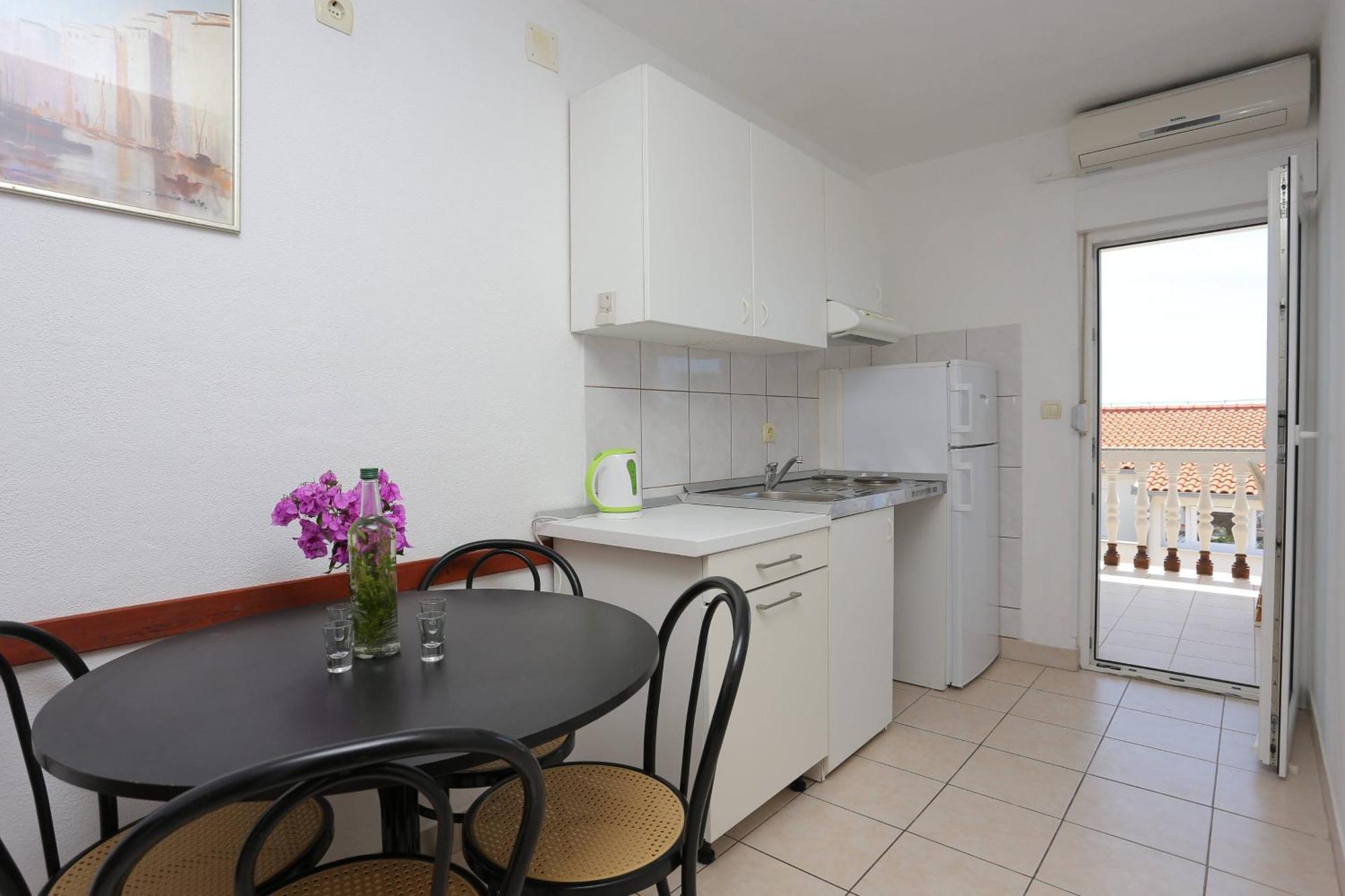 טרוגיר Family Friendly Apartments With A Swimming Pool Businci, Ciovo - 11232 מראה חיצוני תמונה